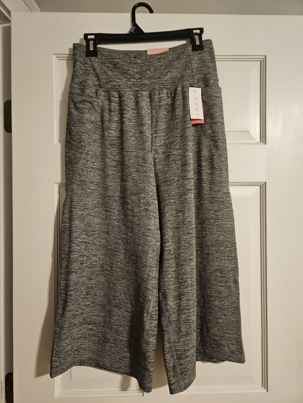 LIVI Wide Leg Crop Pant